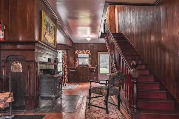 Black Mountain Inn image 12